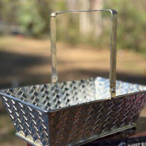 Studio Silversmiths Woven Basket Silverplate Handle 6” X 10” X 3” EUC Polished